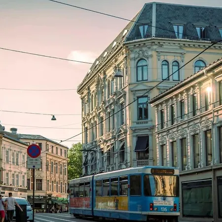 Eksklusiv Midt Pa Populaere Majorstuen Apartamento